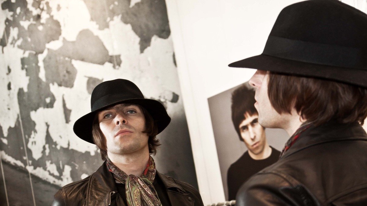 pretty green product image